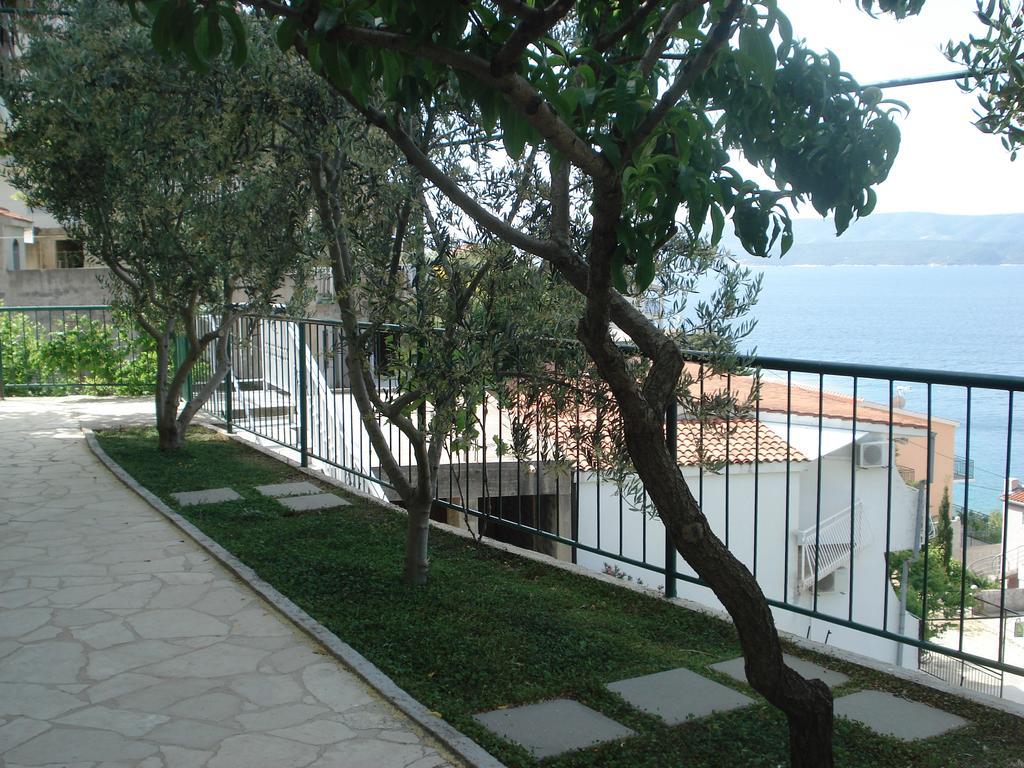 Apartments Smiljana Omiš Екстериор снимка