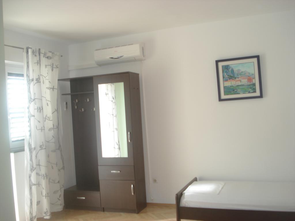 Apartments Smiljana Omiš Екстериор снимка